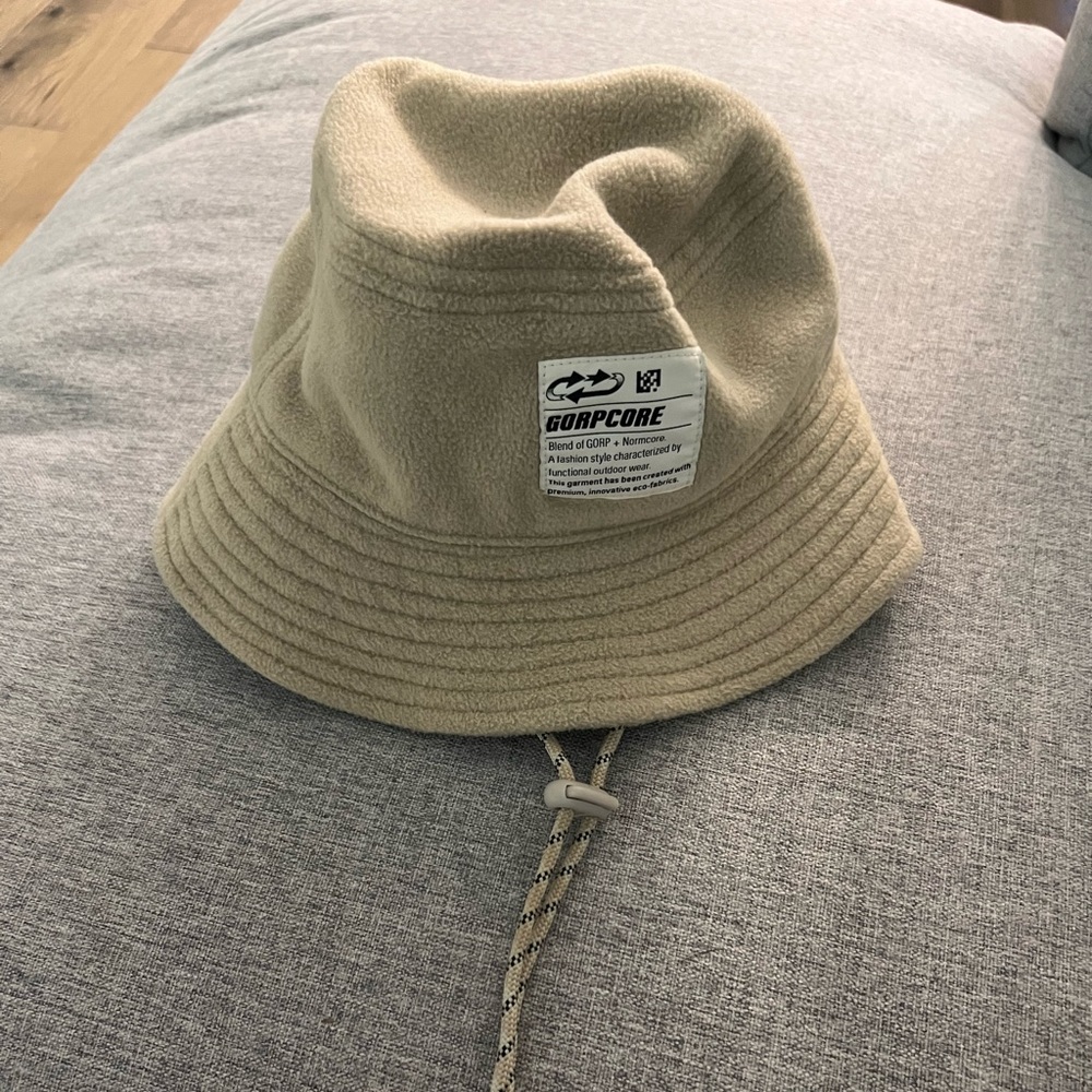 Simons Beige Bucket Hat. Gorpcore one size, unisex.